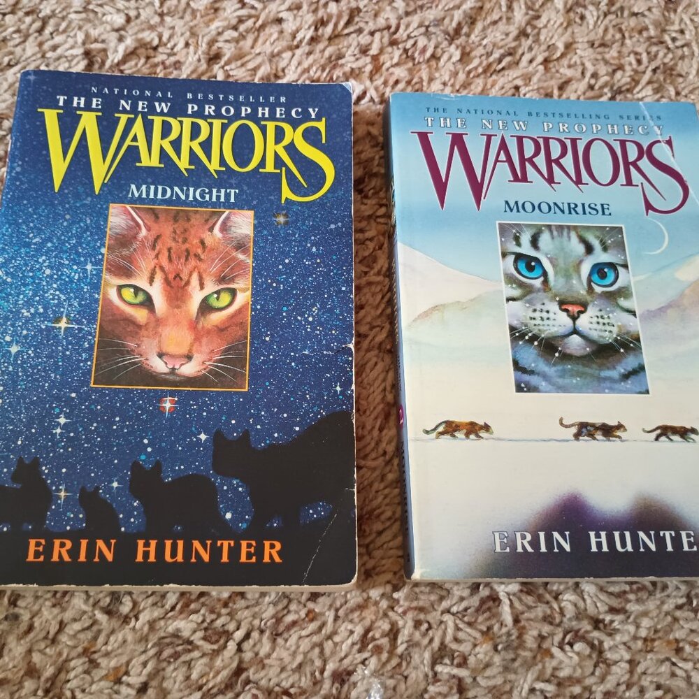 Lot of 2 Warriors the New Prophecy books: #1 and #2